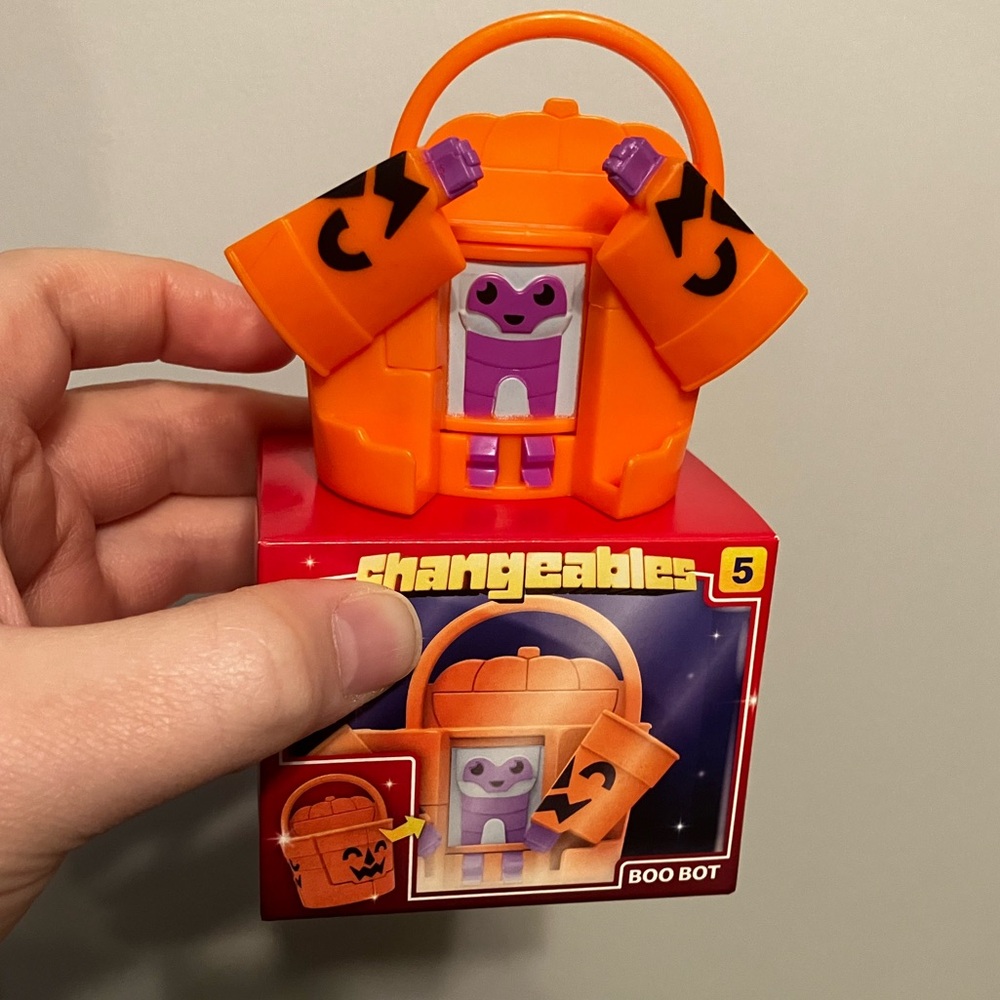 McDonald's McPunk'n Changeables Boo Bot Orange Halloween Bucket Collectible